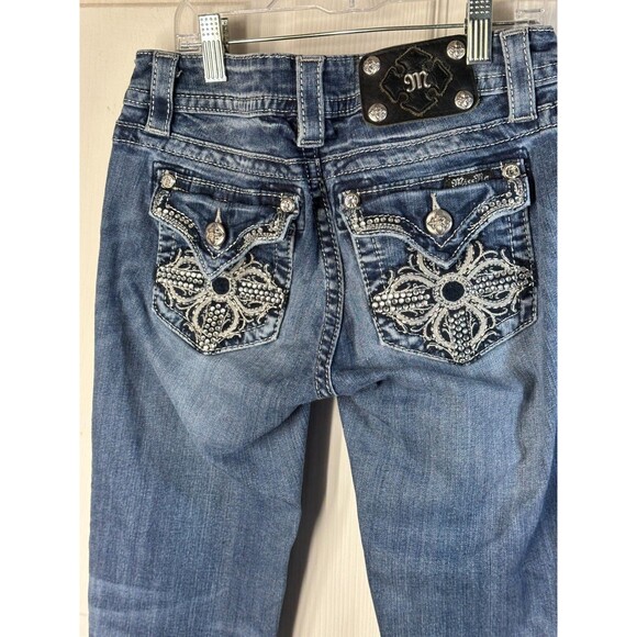 Miss Me Jeans Women's Size 26/31 Denim Relaxed Skinny Low Rise Bling Pockets - Picture 7 of 10